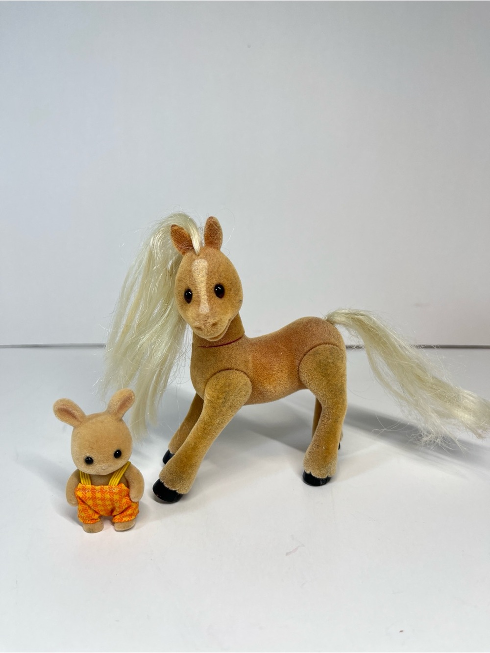 Calico Critters Willow Horse Pony Show Figure Sylvanian Families Bunny Rabbit - Picture 8 of 16